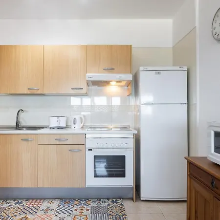 Home2book Sea Front Duplex Terrace Pool شقة *