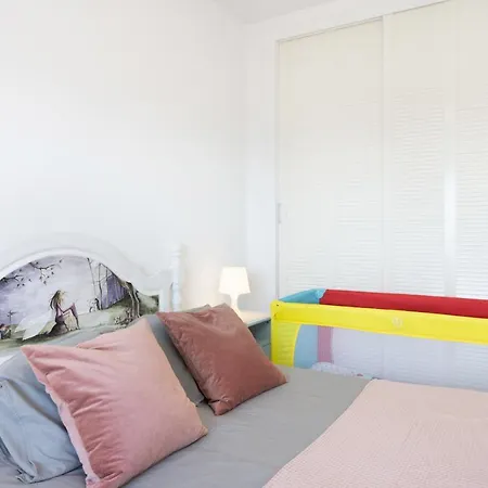 Daire Home2book Sea Front Duplex Terrace Pool