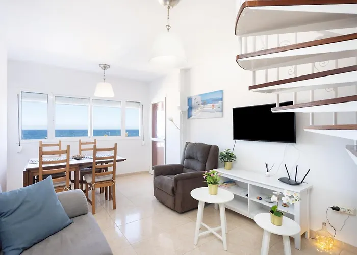 Home2book Sea Front Duplex Terrace Pool * פוארטיטו דה גימאר